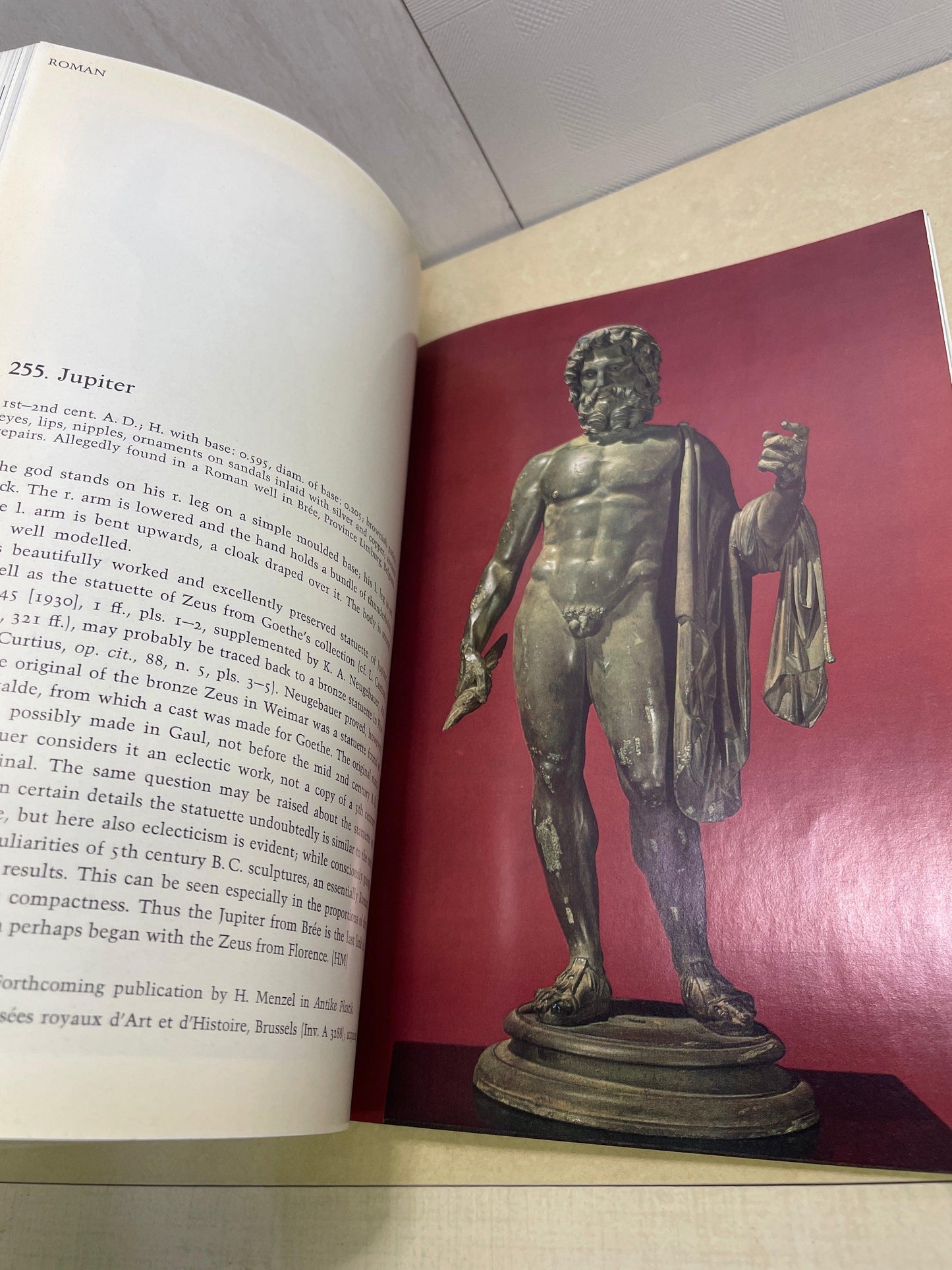 Book - Master Bronzes from the Classical World Show Catalog 1968 attic no returns - Museumize.com