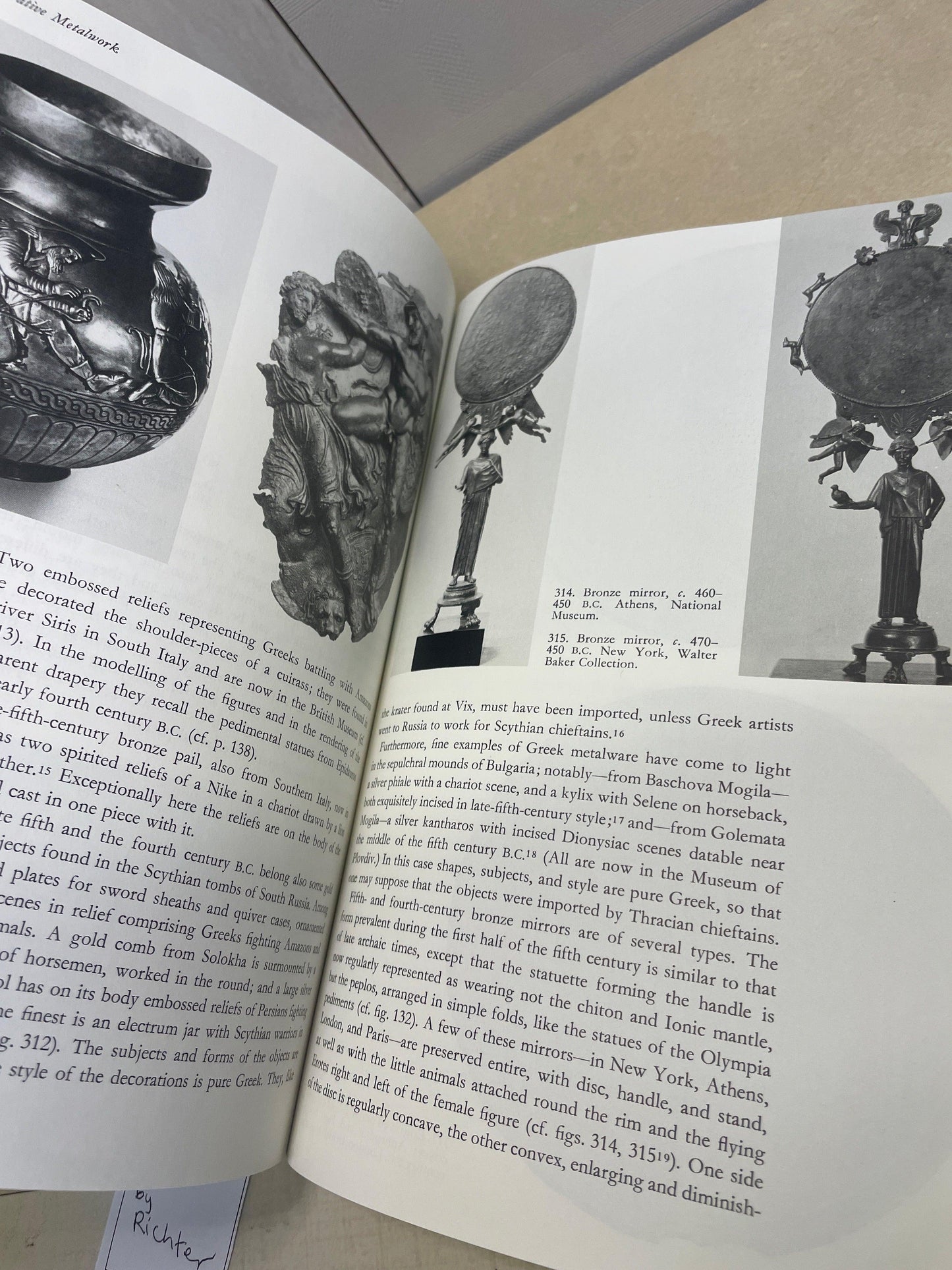 Book - Greek Art by Gisela Richter Curator at Metropolitan Museum of Art ATTIC no returns - Museumize.com