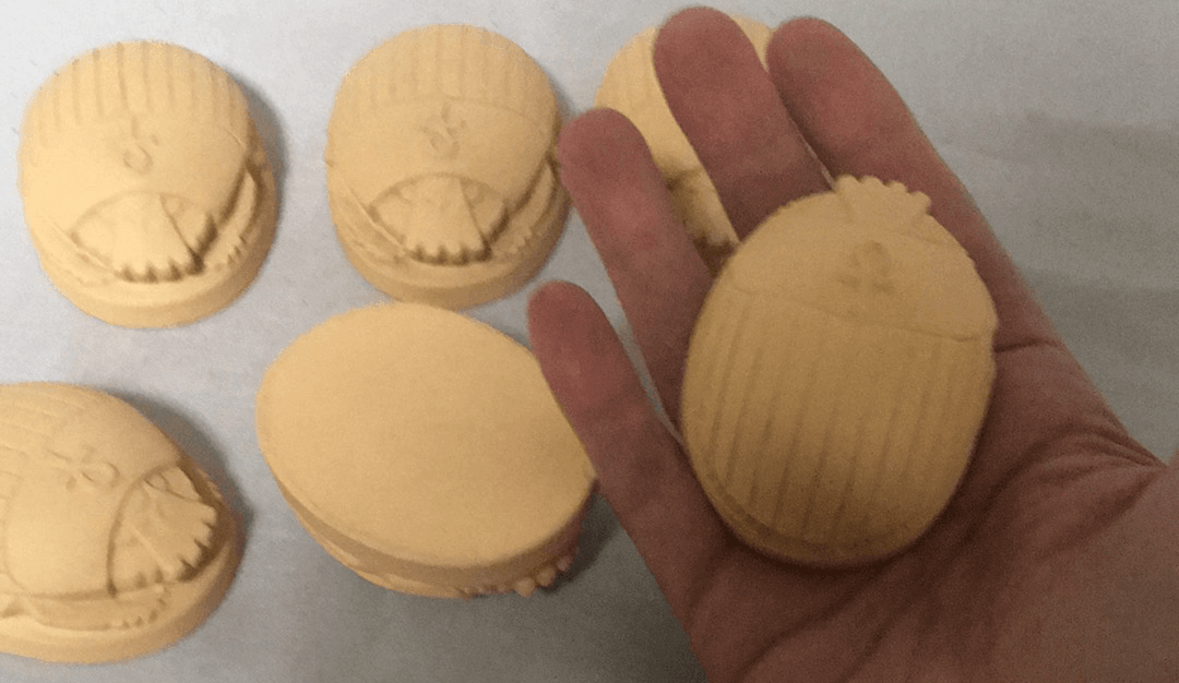 Scarab Beetle set of six palm sized statues AS IS ATTIC no returns - Museumize.com