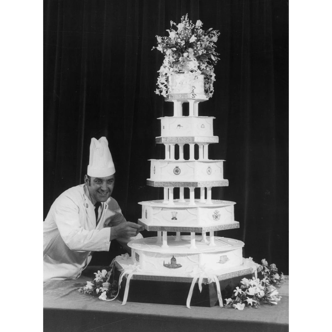 Original cake at Charles and Diana's wedding