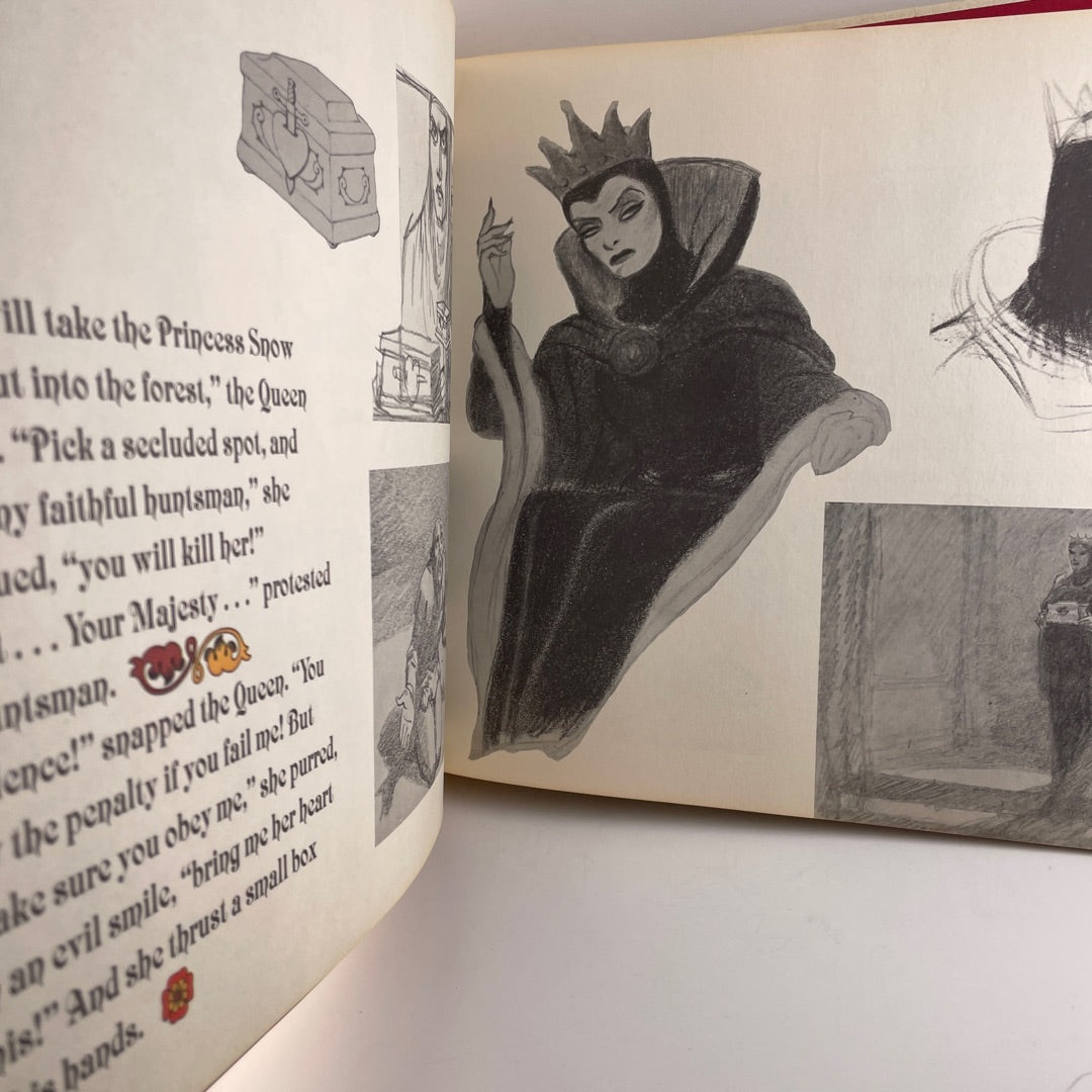 Book - Snow White and Seven Dwarfs Walt Disney Making Of Animation Movie attic no returns - Museumize.com