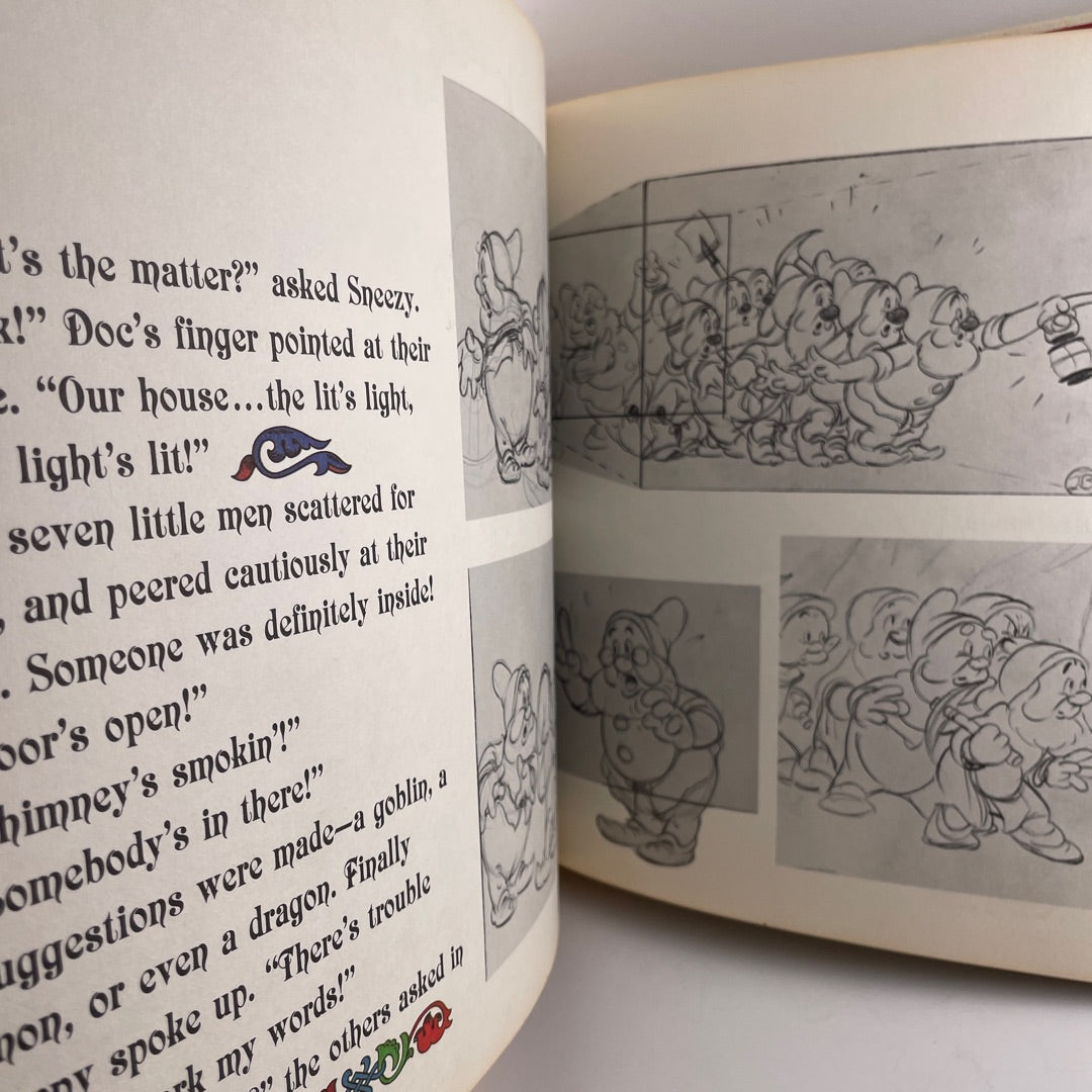 Book - Snow White and Seven Dwarfs Walt Disney Making Of Animation Movie attic no returns - Museumize.com