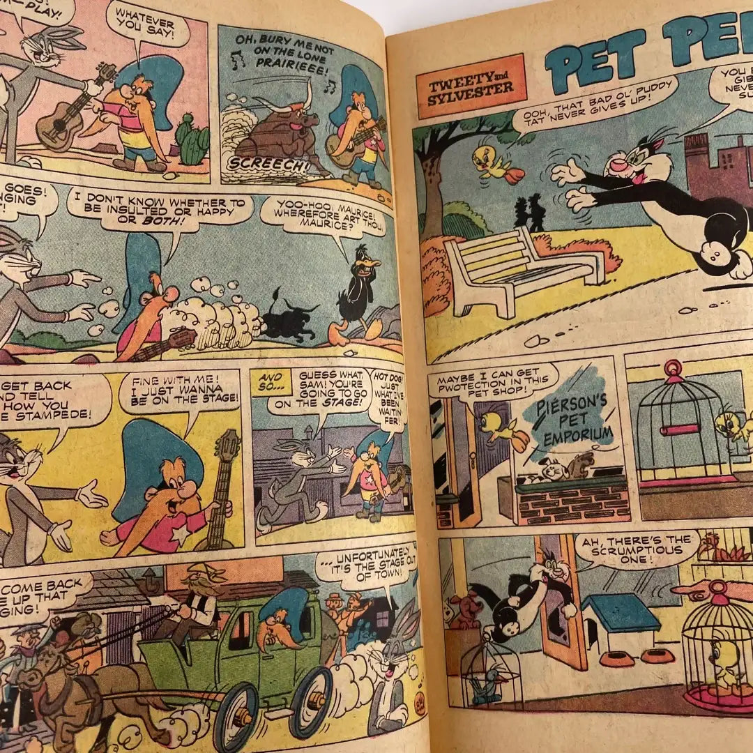 Comic Book - Looney Tunes Bugs Bunny on Cover No 9 August 1976