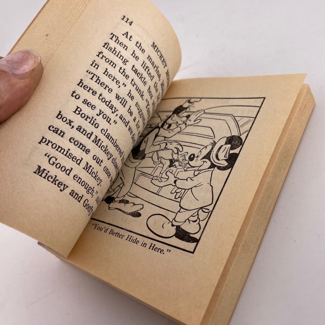 Comic Book - Mickey Mouse: Mystery at Disneyland – Big Little Book (1975) attic no returns - Museumize.com