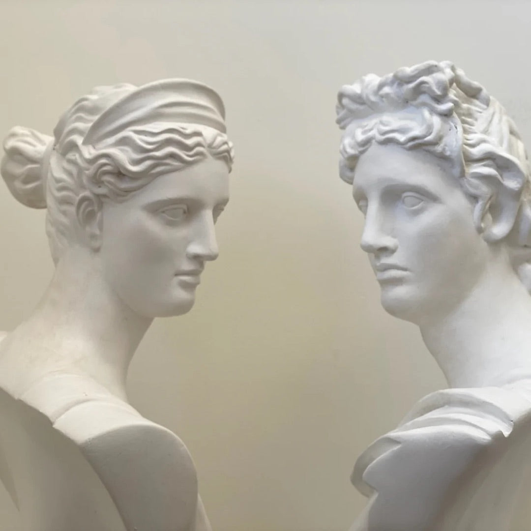 Diana and Apollo Statue Set pair, detail view of faces