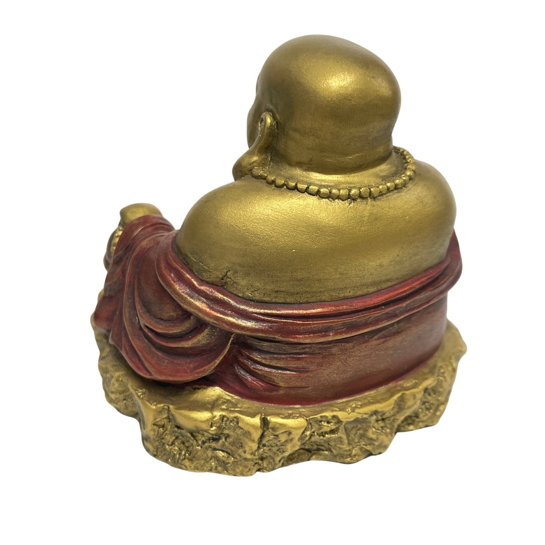 back view of the small prosperity statue