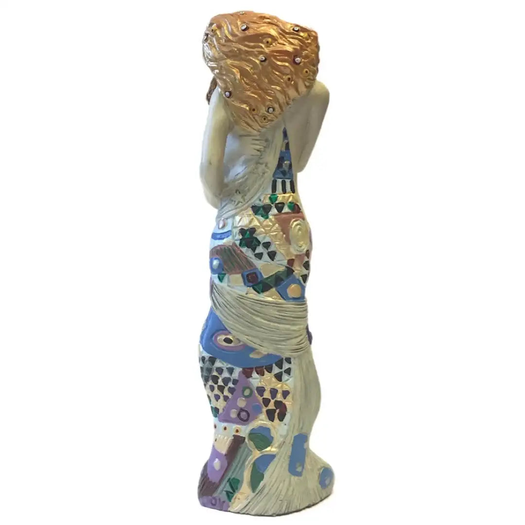 back view Pocket art Mother and Child sculpture after Klimt