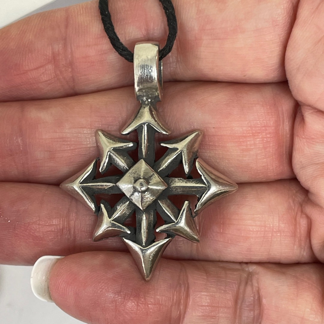 Chaos Symbol Necklace - Eight-Arrow Chaos Star – Museumize.com
