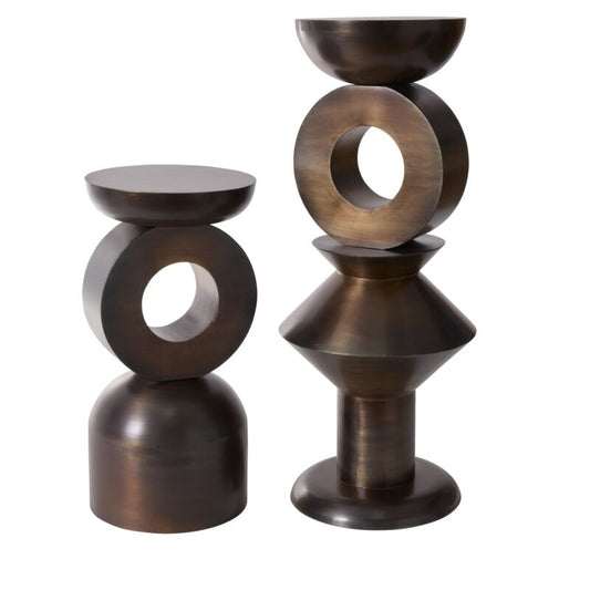 Echelon Display Column | Geometric 25 to 37H