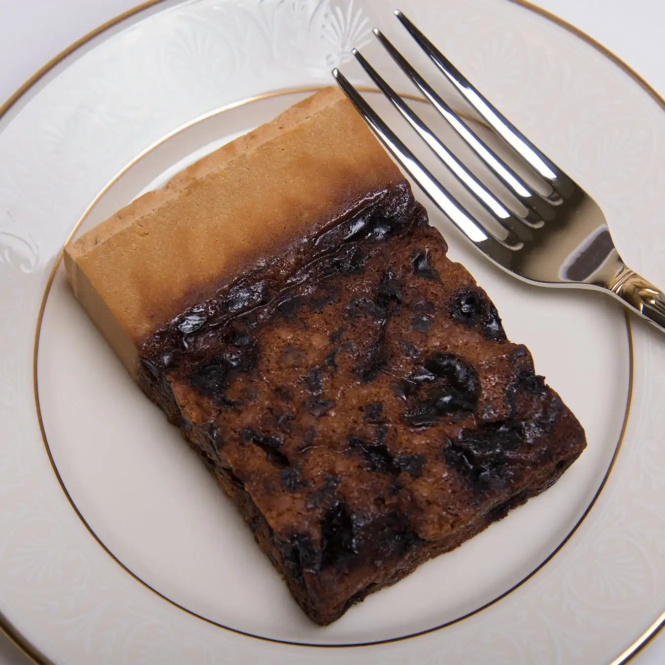 Close-up of authentic fruitcake fragment from the 1981 Charles and Diana royal wedding reception