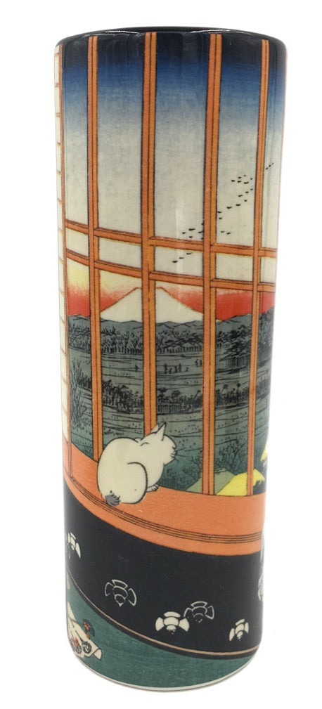 Cat Sees Mount Fuji Japanese Bud Flower Vase by Hiroshige